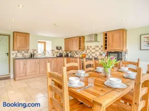 3 Bed in Newport oc-74209 - Image 4