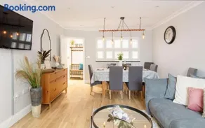 Spacious quiet 4bedrooms 6beds house with private garage 3min walk to Paddington Station - Image 3