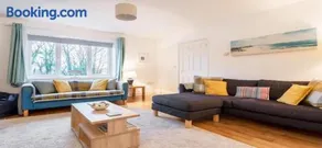 Family Home in Hayle close to Gwithian Beach - Image 3