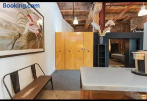 1400 square foot Arts District Warehouse Loft 1 bedroom 1 bathroom - Image 2