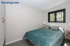 Beach house - Image 1