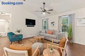 Fern Cottage - Family Home - Image 3