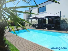 Villa Meilleraie piscine chauffée et spa en options - Image 1