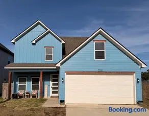 Wanderlust House - Image 1