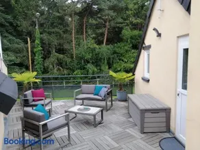 "Le Rooftop de la fontaine" dans cadre verdoyant - Image 2