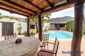 Encantadora casa con piscina privada y chimenea - Image 2