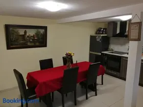 Къща за гости Casa Blanca - Image 4