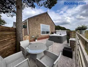 Clover Lodge - Image 2