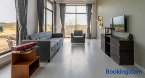 StayVista's Elevar Villa - Elevate your stay with a Mountain-View, Terrace & Plunge Pool - Image 4