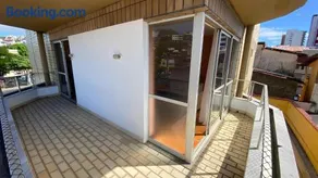 Apartamento Renoir, único por andar, 2 vagas de garagem e piscina - Centro, próximo ao Food Park - Image 4