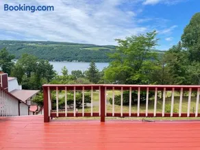 Keuka Lake Views and Hiking - Image 1