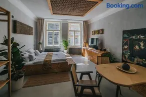 Bohemian Experience - Image 1