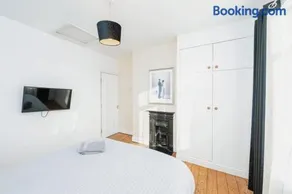 4 Bedroom House For Corporate Stays in Kettering - Image 2