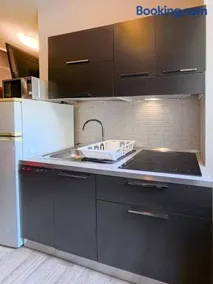Roman Zeus Apartment - Image 2
