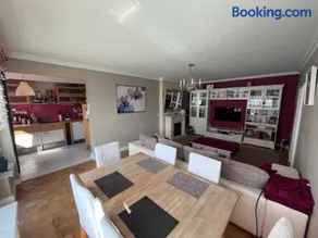 Zentrale, helle Wohnung mit Balkon! Ideal für Messe, Business und Städtereise - Image 4