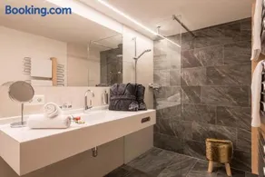 Appartamento adatto alle famiglie con griglia, sauna e terrazza | Ideale per lavorare da remoto - Image 3