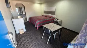 Star Motel - Image 4