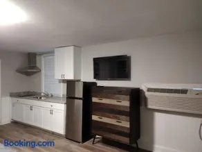 A sweet modern apt studio in charleston SC - Image 3
