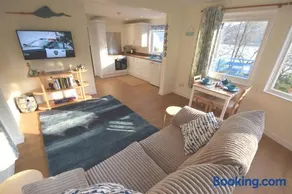 Byron Cottage overlooking Loch Goil - Image 5
