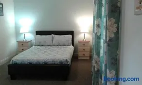 Necarne Manor Apartment - Image 1