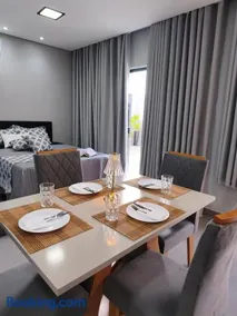 Micro casa 34m2 Localização estratégica Londrina - Image 1