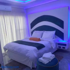 Exclusive guest house - Image 3