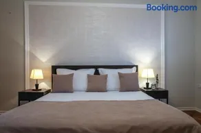 Natalie's Residence - Image 3