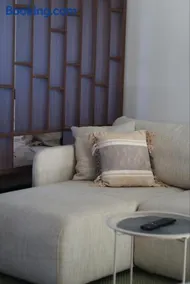 Apartment 11 - Image 2