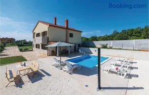 Holiday Home Krnica Peruski - Image 3