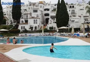 2 bed apartment in Pueblo Evita - Image 3