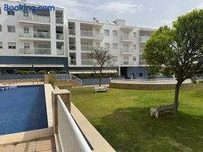 Planta Baja con piscina , wifi y parking - Image 5