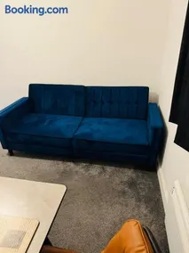 Canvey Stay Entire Flat - Image 2