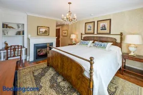 Hannum House - Image 4