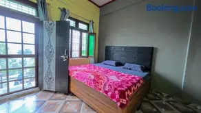 Mahi Restaurant & Guest House - Image 1