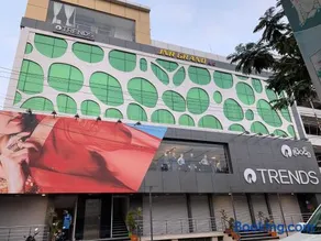 JNR GRAND Hotel - Image 2