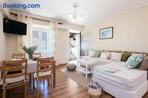 Lala Cottage - Image 1