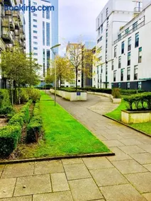 River Clyde West End Apartment - 2 Bedrooms - Image 1