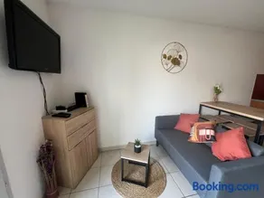 Studio Montréjeau tout confort, parking et résidence privée - Image 2