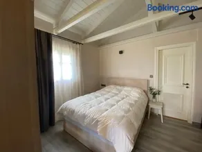 Blue Horizon Rock-Sea View Apartment in Nidri - Image 4