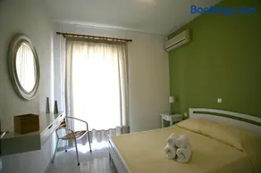 Long View Apartments - Image 4