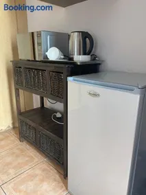 Sisonke Guest House - Image 2
