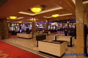HOTEL FINIX CASINO - Image 3