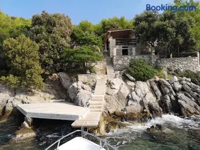 Remote Beach House Studena Brač - Image 3