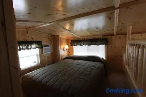 Blackhawk RV Campground Loft Cabin 11 - Image 3