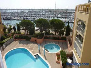 Appartement Gruissan - Parking Privé, Animaux Acceptés - Image 2