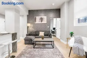 Modern Tulsa Stay Near BOK Balcony Gym Access Pet-Friendly - Image 2