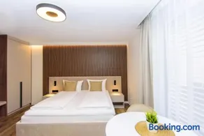 Hotel TwentyFour Living - Image 1