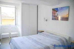 Sunny apartment in heart of Nice Old Town - Image 3