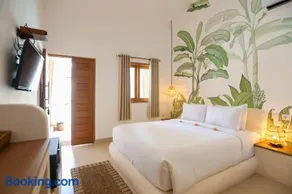 Green Banana - Image 4