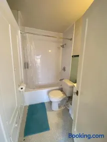 Furnished Apartments - Climate Pledge Arena Next Door - Image 3